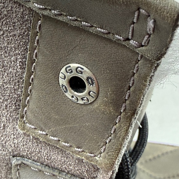 UGG Butte Mens Stout Waterproof Leather Snow Boots‎ 5521 Vibram Sole Size 13 main image 5